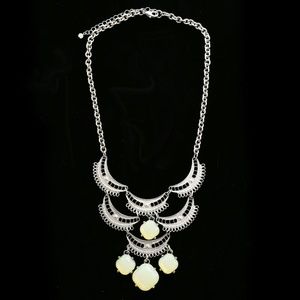 Luxury Faceted Necklace Silver/White NWOT